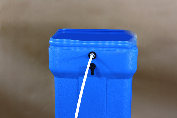 0.5噸(500L)每小時(shí)出力全自動(dòng)軟水器